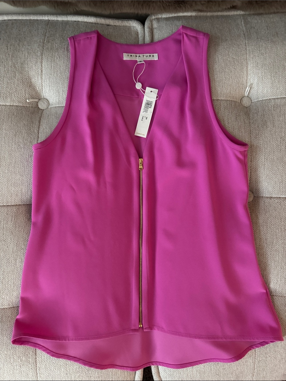 Trina Turk Fuchsia Zip-Front Sleeveless Blouse size small